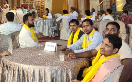 बिहार बदलाव को लेकर जन सुराज पार्टी के अध्यक्ष अबू नासिर अपने दिल्ली कोर टीम के साथ