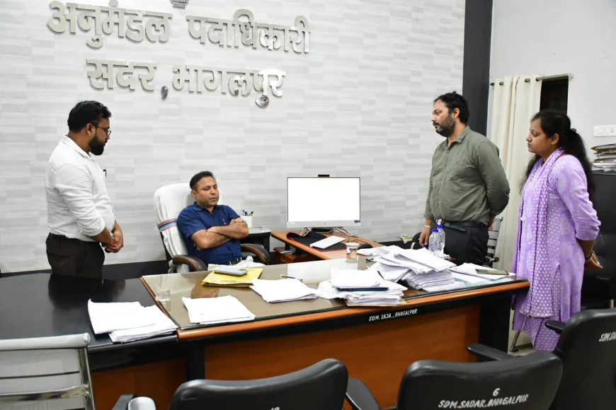 *मतदाता सूची सत्यापन का कार्य सभी मतदान केदो पर किया गया*