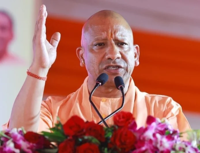 “बंगाल चुनाव में बयान से बवाल!” – योगी आदित्यनाथ के दावे पर घमासान, नेताजी सुभाष चंद्र बोस के नारे को लेकर विवाद